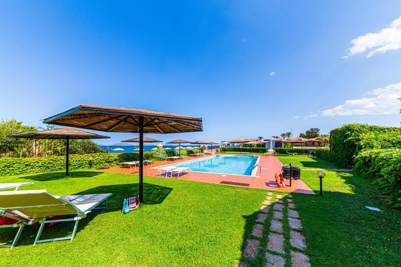 L'esagono San Teodoro (Sardinia)
