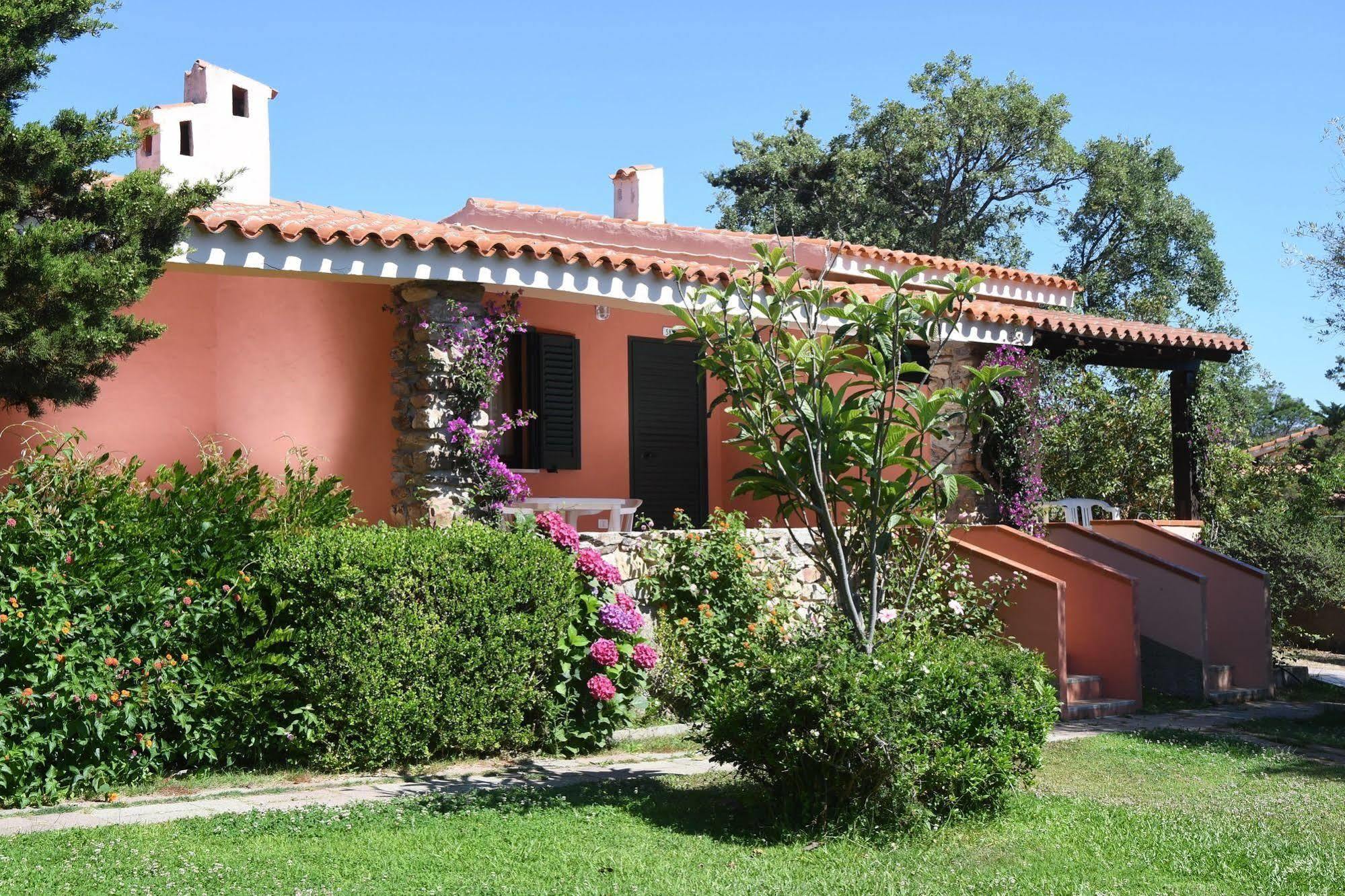 L'esagono Hotel San Teodoro (Sardinia)